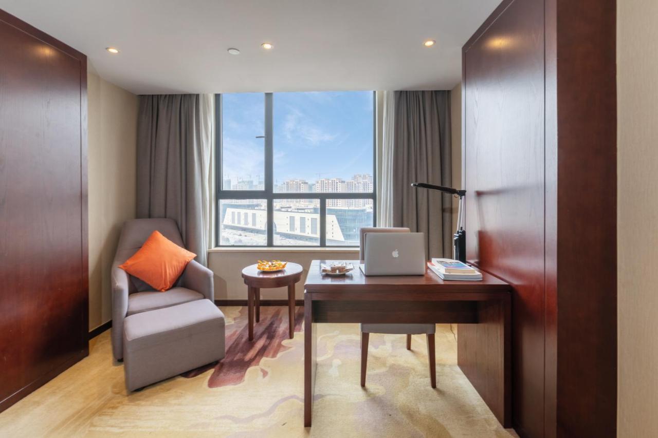 Huzhou Wealth Hotel Exteriér fotografie