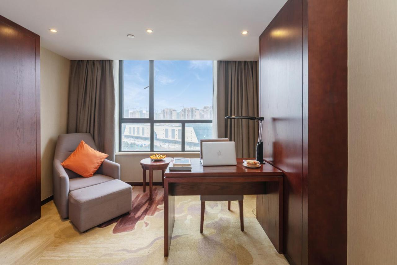 Huzhou Wealth Hotel Exteriér fotografie