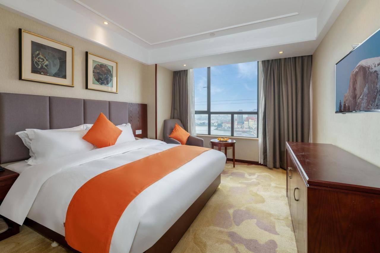 Huzhou Wealth Hotel Exteriér fotografie