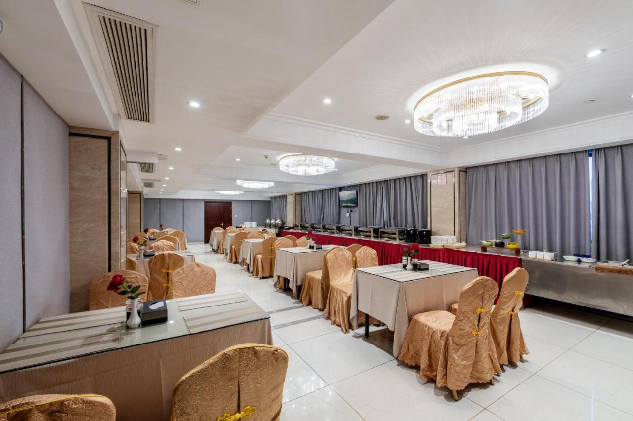 Huzhou Wealth Hotel Exteriér fotografie